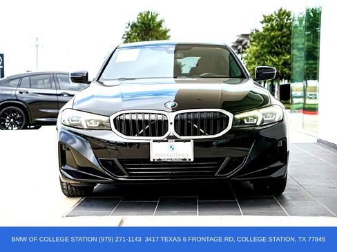 Used 2023 BMW 330i Sedan w/ Premium Package RWD image 6