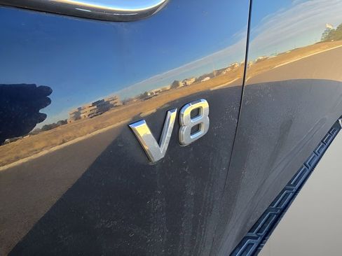 Used 2021 Nissan Armada SL w/ Captain's Chairs Package image 12