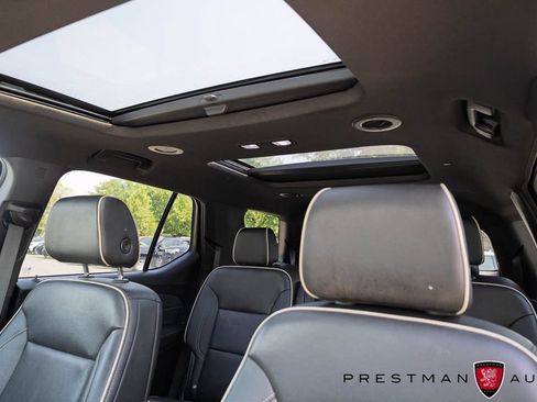 Used 2023 Chevrolet Traverse Premier w/ Redline Edition FWD image 10