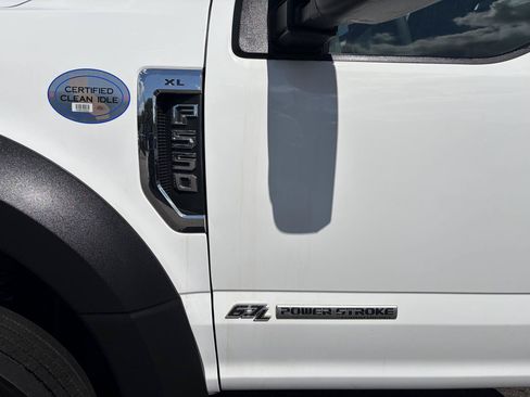 Used 2020 Ford F550 4x4 Regular Cab Super Duty image 15