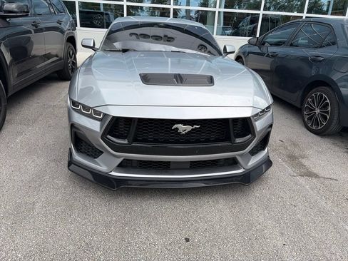 Used 2024 Ford Mustang GT RWD image 3