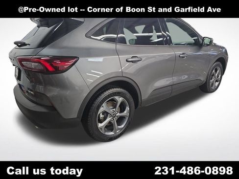 Used 2025 Ford Escape ST-Line Select AWD/4WD image 10