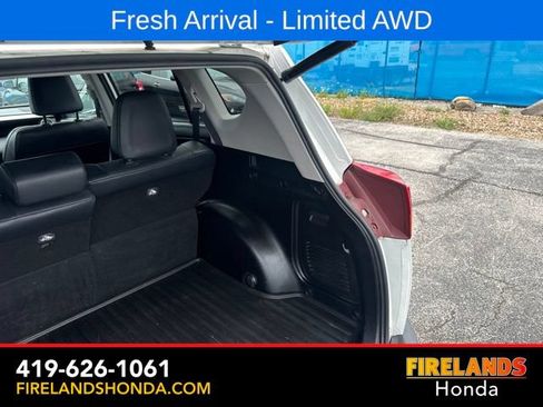 Used 2015 Toyota RAV4 Limited w/ Technology Package AWD/4WD image 33