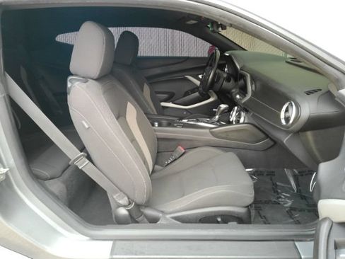 Used 2022 Chevrolet Camaro LT w/ Technology Package RWD image 16