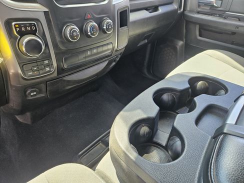 Used 2021 RAM 1500 Classic SLT AWD/4WD image 24