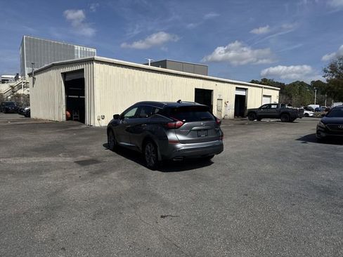 Used 2019 Nissan Murano Platinum image 7