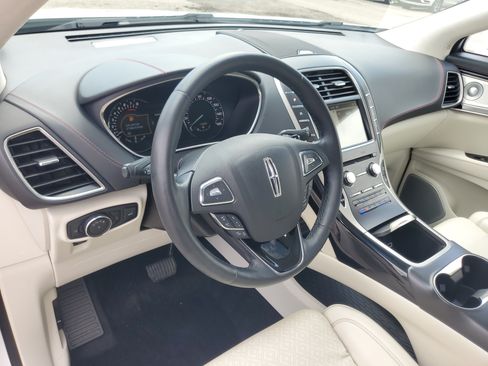 Used 2018 Lincoln MKX Black Label w/ Driver Assistance Package AWD/4WD image 13