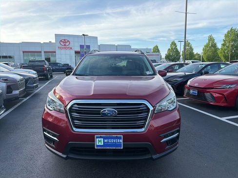 Used 2019 Subaru Ascent Premium AWD/4WD image 2