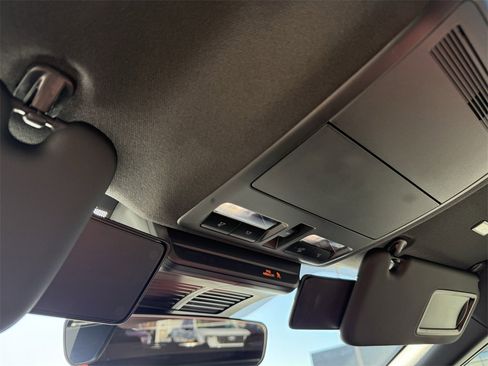 Used 2025 MAZDA MAZDA3 Carbon image 30