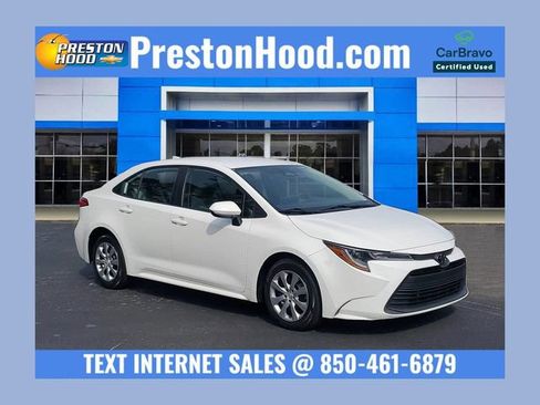 Used 2023 Toyota Corolla LE FWD image 1