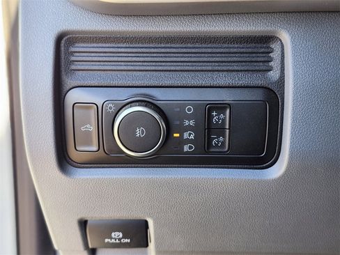 New 2025 Ford F250 XLT w/ Snow Plow Prep Package image 17