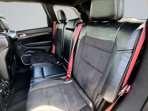 Used 2019 Jeep Grand Cherokee SRT AWD/4WD image 13