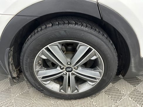 Used 2016 Hyundai Santa Fe Limited w/ Option Group 04 FWD image 20