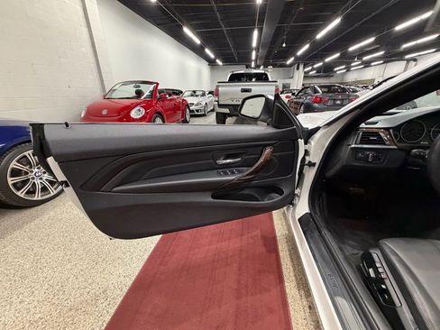 Used 2014 BMW 428i Convertible image 19