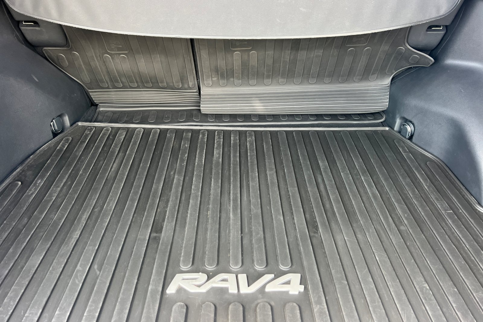 Certified 2023 Toyota RAV4 LE AWD/4WD image 15