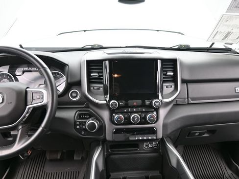Used 2022 RAM 1500 Big Horn AWD/4WD image 23
