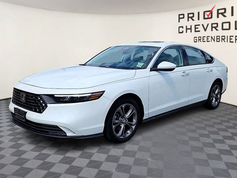 Used 2023 Honda Accord EX image 4