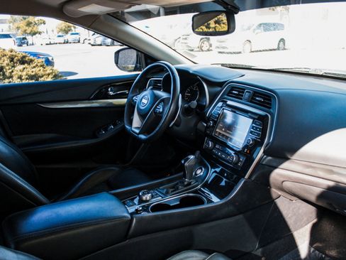Used 2016 Nissan Maxima SR FWD image 30