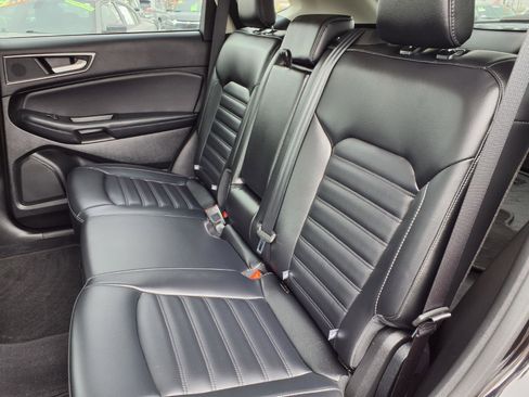 Certified 2024 Ford Edge SEL w/ Convenience Package image 7