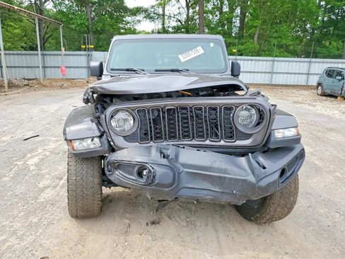 Used 2024 Jeep Gladiator Sport AWD/4WD image 5