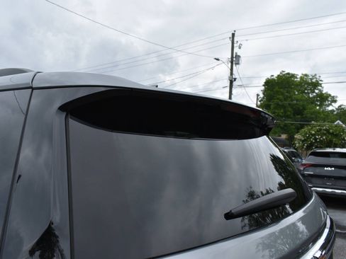 Used 2023 Chevrolet Traverse LT w/ LPO, Cargo Package AWD/4WD image 34