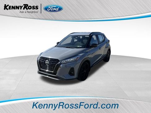 Used 2023 Nissan Kicks SR image 1