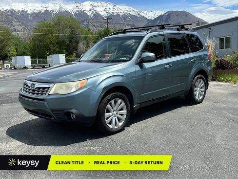 Used 2013 Subaru Forester 2.5X Premium w/ Popular Pkg 2 AWD/4WD image 1