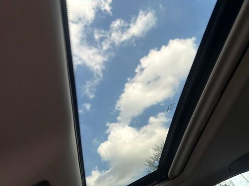 Certified 2024 Nissan Altima 2.5 SR w/ SR Premium Package image 43