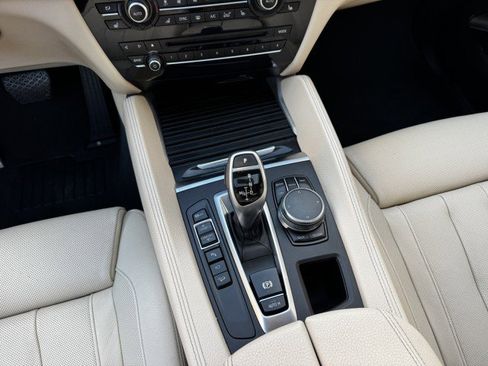 Used 2019 BMW X6 xDrive35i w/ M Sport Package image 28