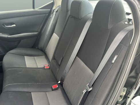 Used 2021 Nissan Sentra SV FWD image 10
