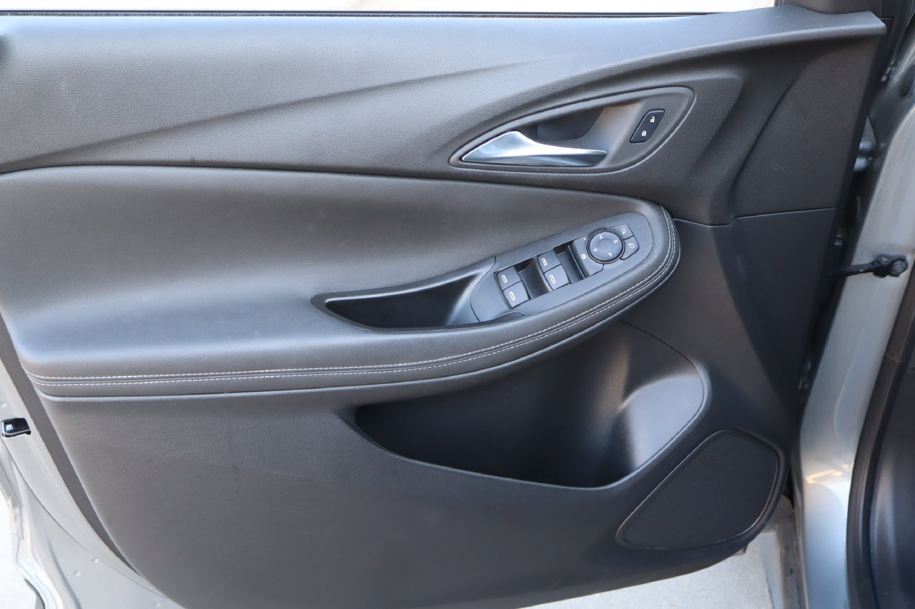 Used 2024 Buick Encore GX Preferred FWD image 19