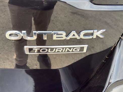 Used 2022 Subaru Outback Touring AWD/4WD image 11
