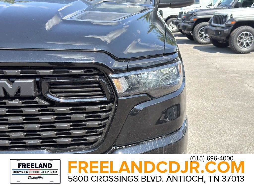 New 2026 RAM 1500 Express AWD/4WD image 9