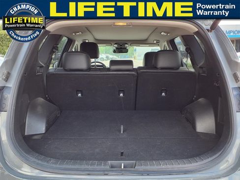 Used 2023 Hyundai Santa Fe SEL Premium AWD/4WD image 11