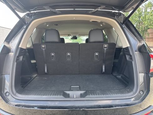 Used 2024 Honda Pilot EX-L image 11