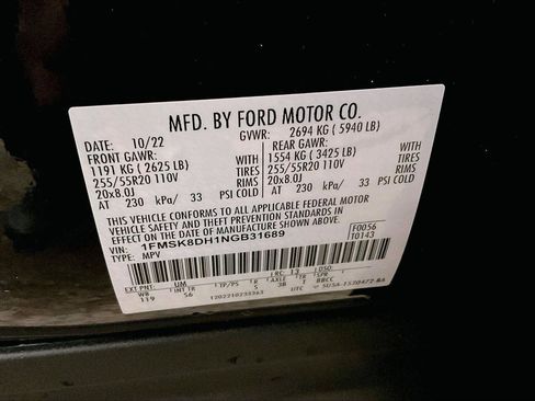 Certified 2022 Ford Explorer XLT w/ Equipment Group 202A image 34