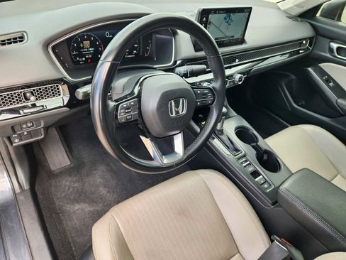 Certified 2023 Honda Civic Touring image 2