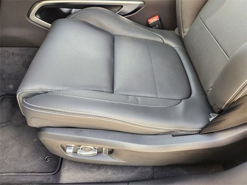 Used 2025 Jaguar F-PACE R-Dynamic S image 23