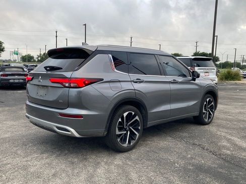Used 2022 Mitsubishi Outlander SEL FWD image 5