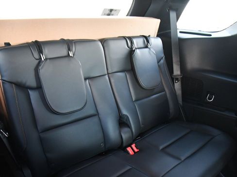 New 2026 Ford Explorer Tremor w/ Tremor Convenience Package image 18