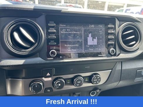 Used 2021 Toyota Tacoma SR AWD/4WD image 16