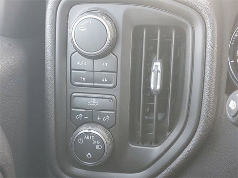 Certified 2023 Chevrolet Silverado 1500 Custom Trail Boss w/ LPO, Dark Essentials Package image 19