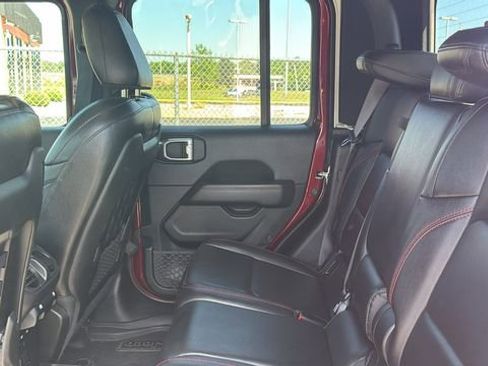 Used 2021 Jeep Gladiator Rubicon AWD/4WD image 23