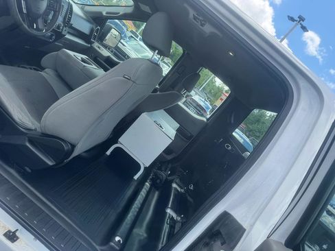 Used 2017 Ford F150 XL w/ Equipment Group 101A Mid RWD image 21