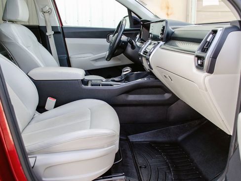 Used 2021 Kia Sorento S w/ Panoramic Sunroof Package image 34