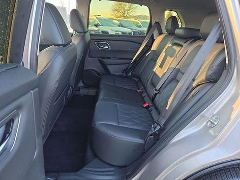 New 2026 Nissan Rogue Platinum w/ Platinum Premium Package image 16