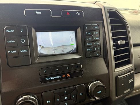 Used 2019 Ford F250 XL w/ Power Equipment Group image 34