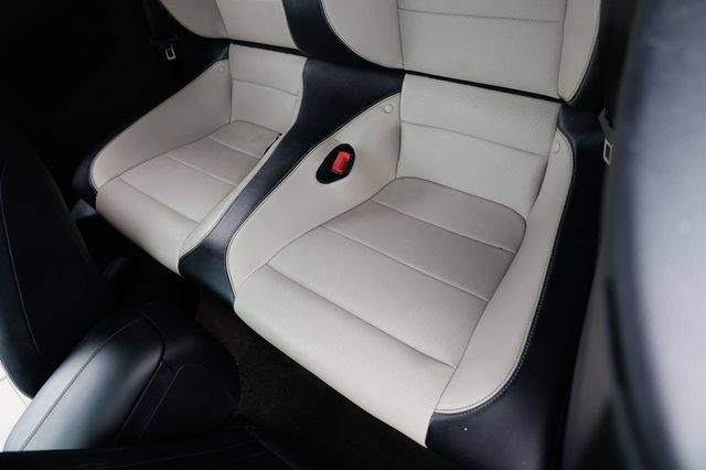 Used 2018 Ford Mustang Premium RWD image 14