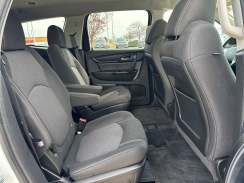 Certified 2016 Chevrolet Traverse LT w/ Style and Technology Package image 30