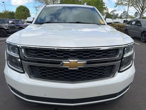 Used 2016 Chevrolet Tahoe LT w/ Luxury Package image 8